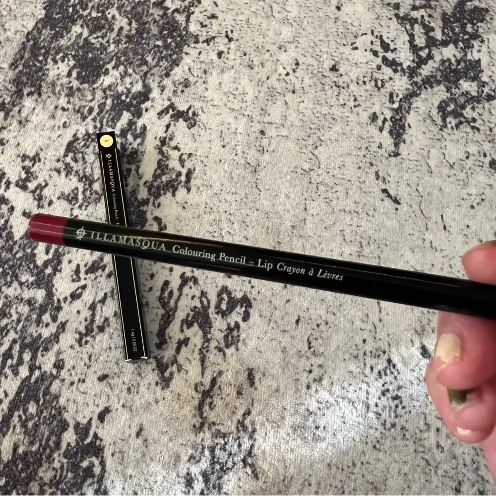 illamasqua lip pencil lust